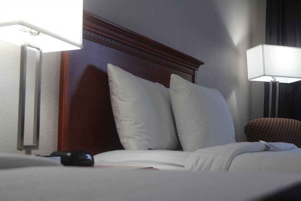 Country Inn & Suites By Radisson, Lackland Afb San Antonio , Tx Kültér fotó