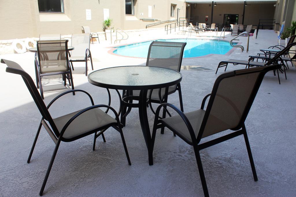 Country Inn & Suites By Radisson, Lackland Afb San Antonio , Tx Kültér fotó